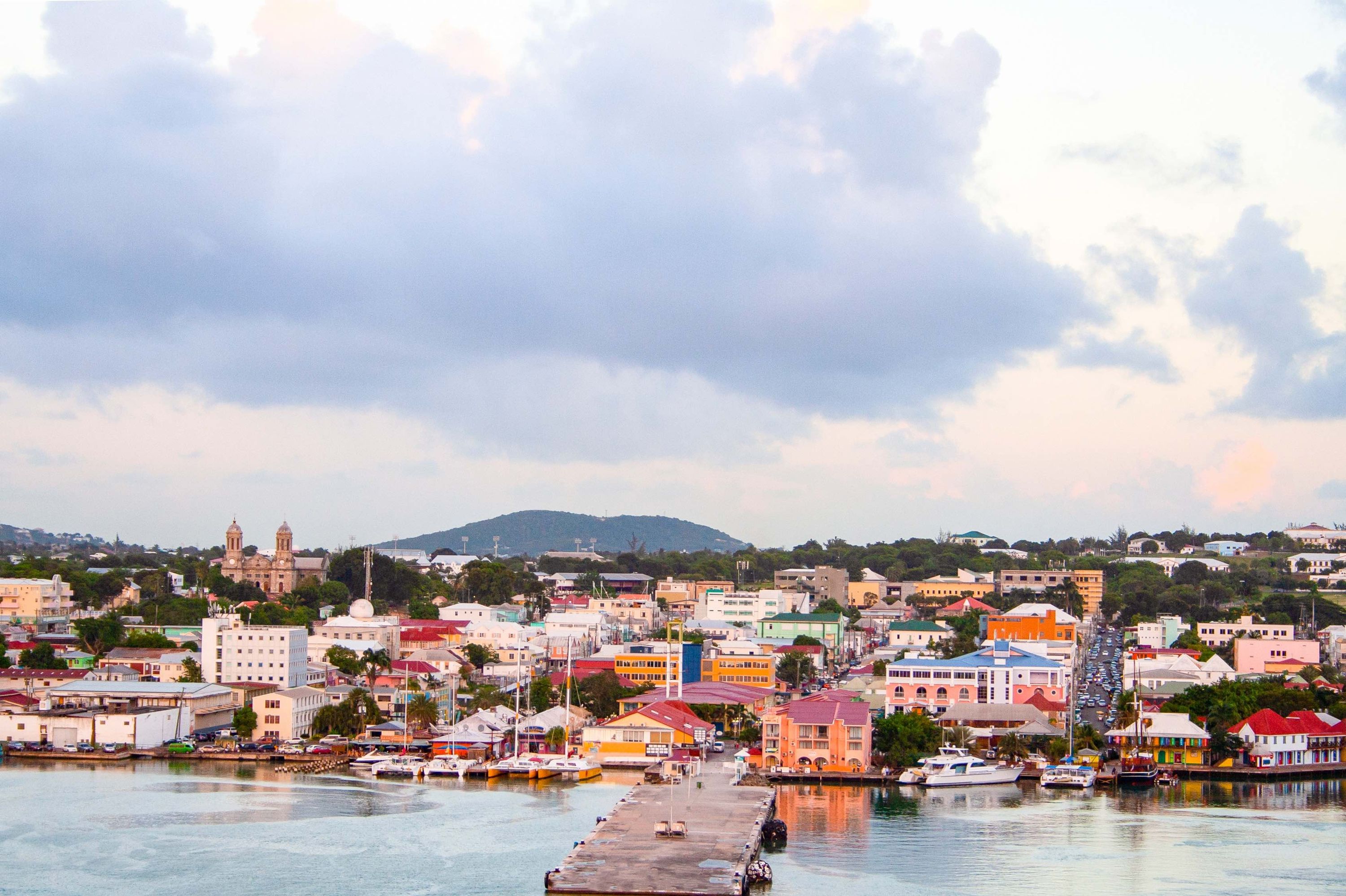 Scenic travel destination in Antigua and Barbuda for visa applicants