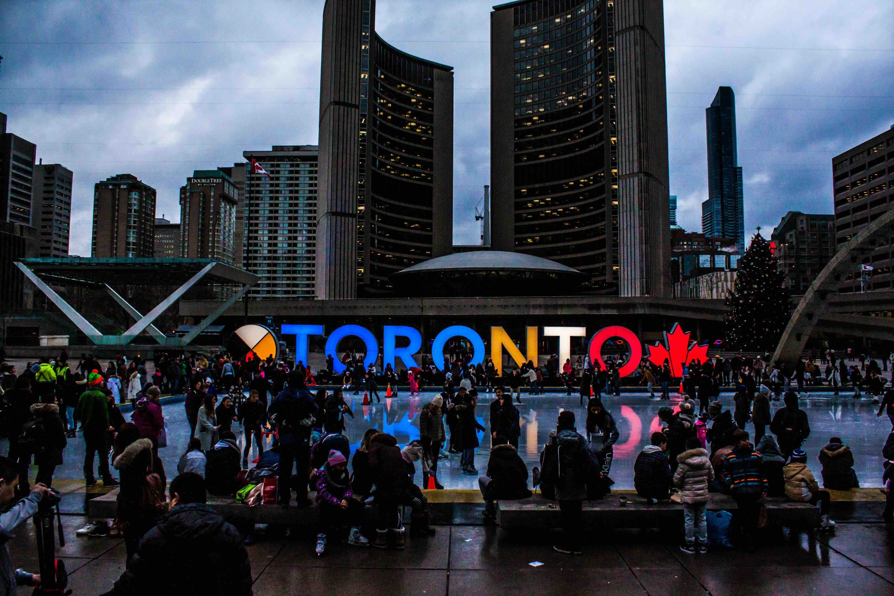Scenic travel destination in Canada for visa applicants