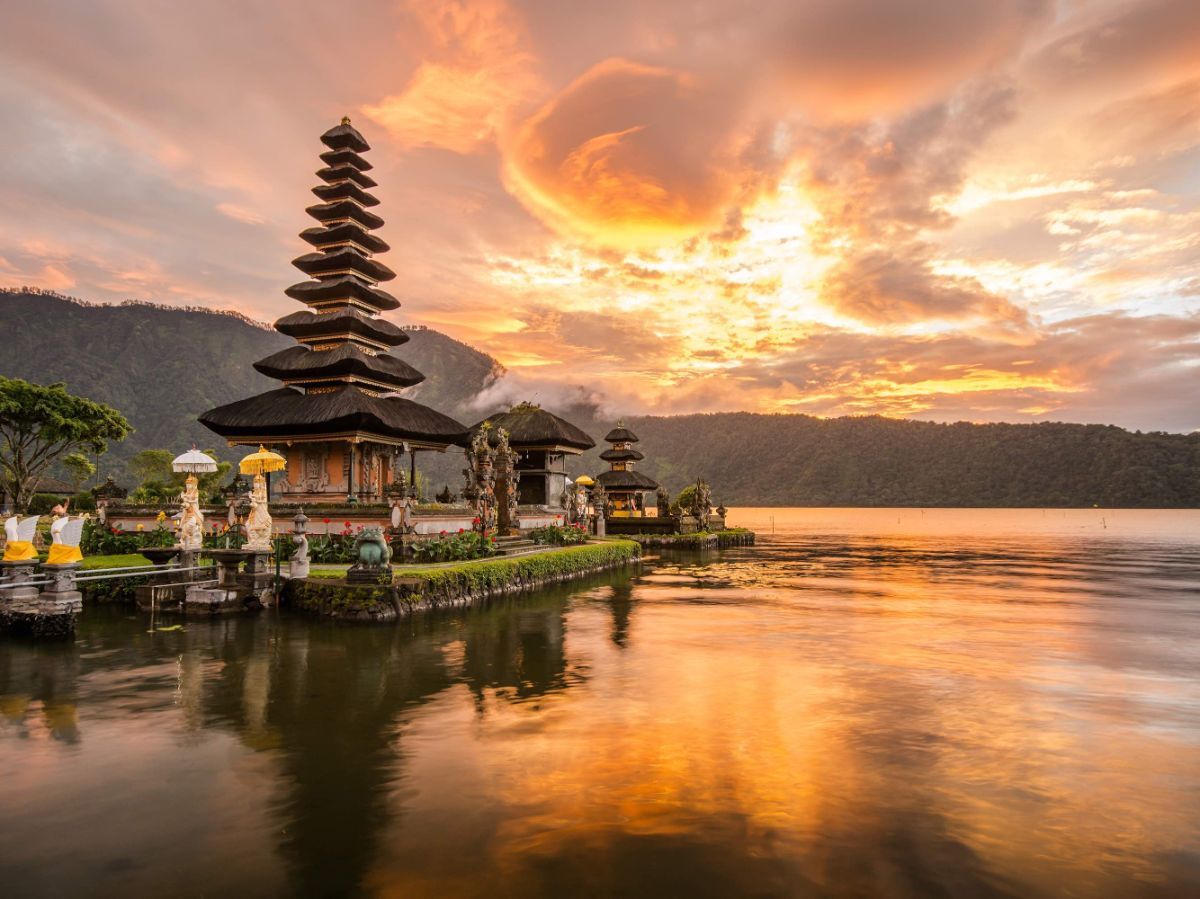Scenic travel destination in Indonesia for visa applicants